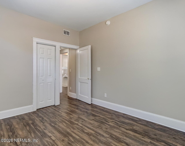 1009 Stockton Street - Photo Thumbnail 29