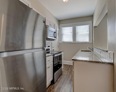 1009 Stockton Street - Photo Thumbnail 22
