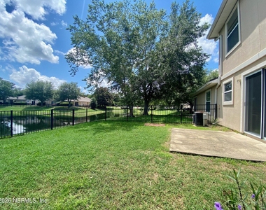 1530 Vineland Circle - Photo Thumbnail 33