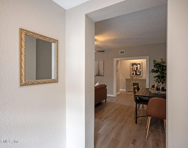 325 Alder Street - Photo Thumbnail 8