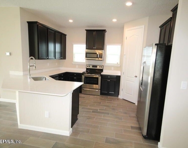 2642 Caroline Hills Drive - Photo Thumbnail 17