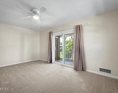 22 Comares Avenue - Photo Thumbnail 14