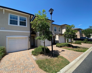 11312 Estancia Villa Circle - Photo Thumbnail 1