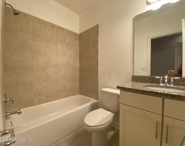 11312 Estancia Villa Circle - Photo Thumbnail 21