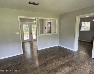 7451 Crill Avenue - Photo Thumbnail 4