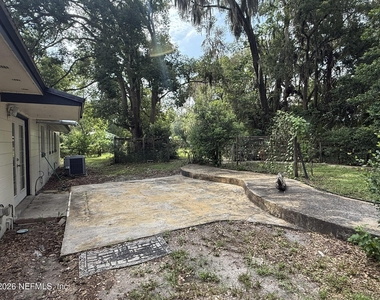 7451 Crill Avenue - Photo Thumbnail 17
