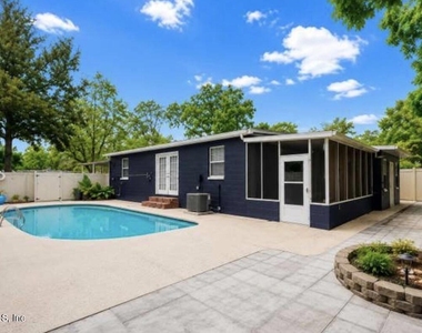 6419 N Ballejo Court N - Photo Thumbnail 1