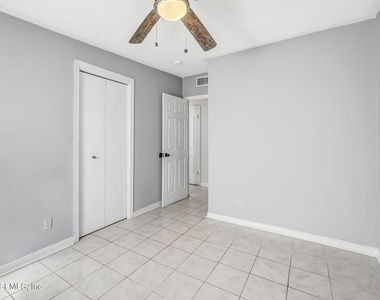 3223 Victoria Park Road - Photo Thumbnail 24