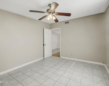 3223 Victoria Park Road - Photo Thumbnail 22