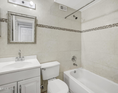 3223 Victoria Park Road - Photo Thumbnail 27