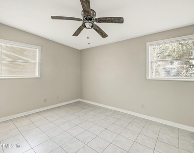 3223 Victoria Park Road - Photo Thumbnail 20
