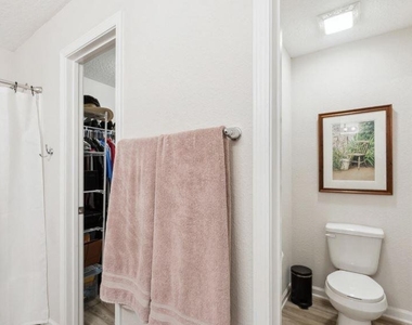 13543 Saddlewood Parkway - Photo Thumbnail 18