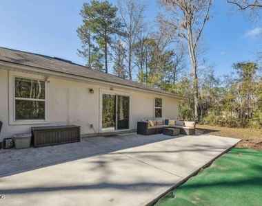 13543 Saddlewood Parkway - Photo Thumbnail 27