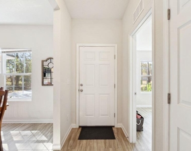 13543 Saddlewood Parkway - Photo Thumbnail 4