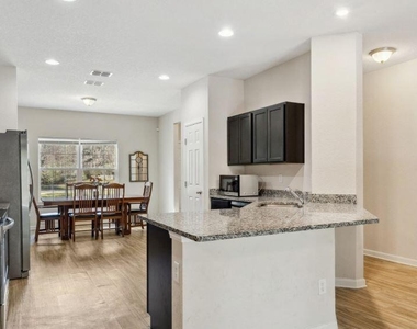 13543 Saddlewood Parkway - Photo Thumbnail 11