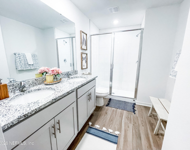 32 Pamplona Drive - Photo Thumbnail 11