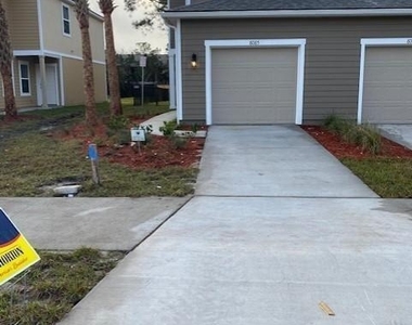 440 Aralia Lane - Photo Thumbnail 11