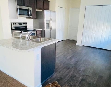 440 Aralia Lane - Photo Thumbnail 1