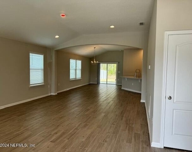 7816 Island Fox Road - Photo Thumbnail 2