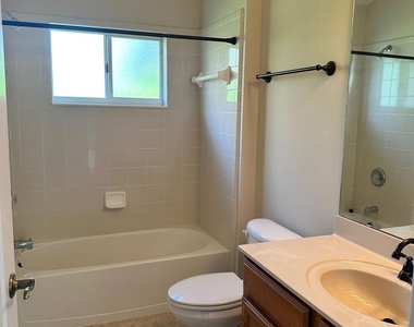 1439 Barrington Circle - Photo Thumbnail 18