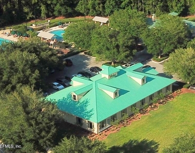 1439 Barrington Circle - Photo Thumbnail 32