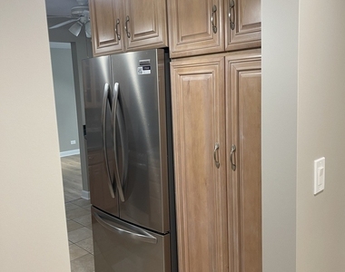 1405 E Central Road - Photo Thumbnail 9