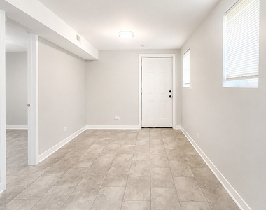 1249 S Kolin Avenue - Photo Thumbnail 10