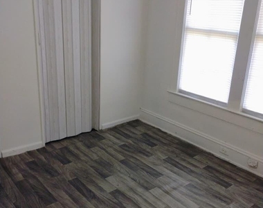 1104 Tyler Street - Photo Thumbnail 7