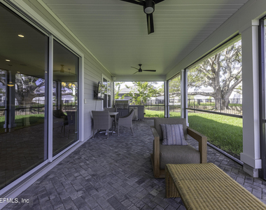 57 Waverly Way - Photo Thumbnail 14