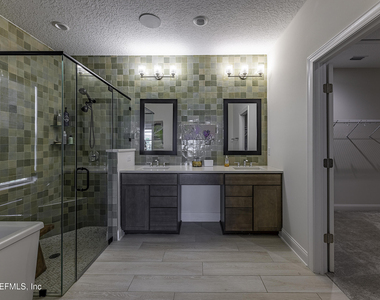 57 Waverly Way - Photo Thumbnail 2