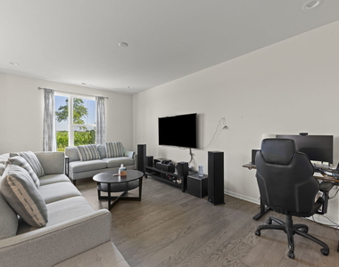 4200 Calder Lane - Photo Thumbnail 7