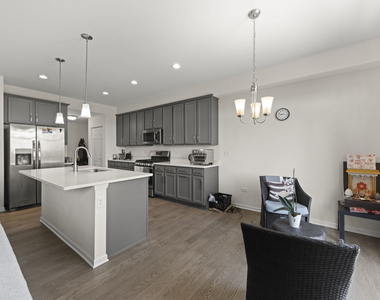 4200 Calder Lane - Photo Thumbnail 11