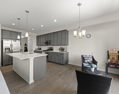 4200 Calder Lane - Photo Thumbnail 10