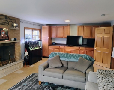 904 S Edward Street - Photo Thumbnail 11