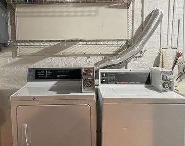 4943 N Marmora Avenue - Photo Thumbnail 16