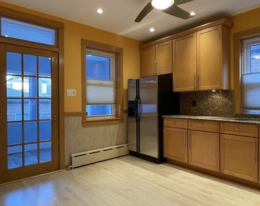 4943 N Marmora Avenue - Photo Thumbnail 6