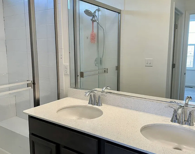 2949 Reflection Drive - Photo Thumbnail 17