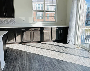2949 Reflection Drive - Photo Thumbnail 8
