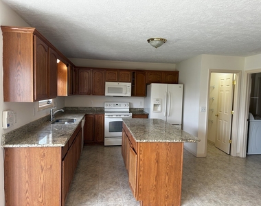 3922 Wild Flower Drive - Photo Thumbnail 3