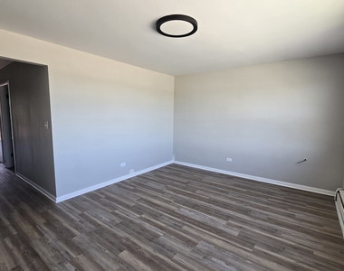525 25th Avenue - Photo Thumbnail 13