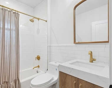 146 E Maple Street - Photo Thumbnail 13