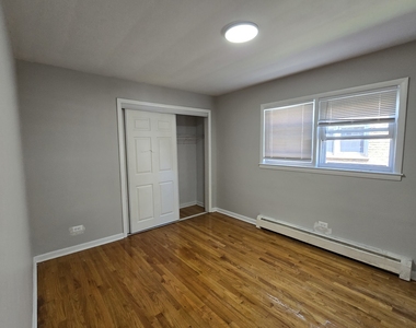 525 25th Avenue - Photo Thumbnail 9