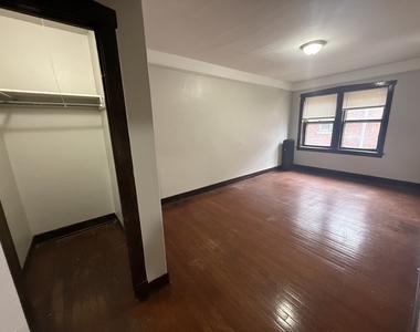 106 Lincoln Avenue - Photo Thumbnail 5