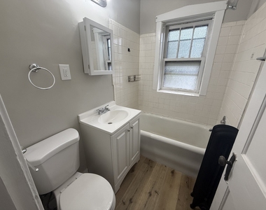 106 Lincoln Avenue - Photo Thumbnail 11