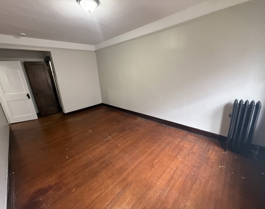 106 Lincoln Avenue - Photo Thumbnail 6