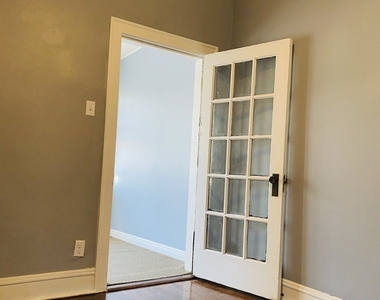 8042 S Hermitage Avenue - Photo Thumbnail 15