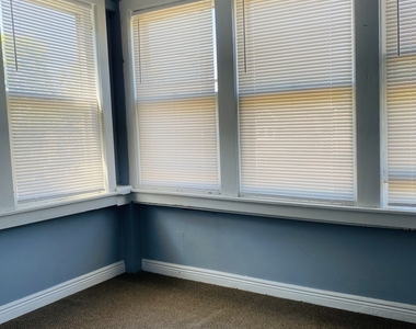 8042 S Hermitage Avenue - Photo Thumbnail 16