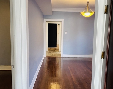 8042 S Hermitage Avenue - Photo Thumbnail 7