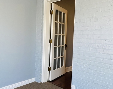 8042 S Hermitage Avenue - Photo Thumbnail 17