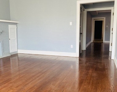 8042 S Hermitage Avenue - Photo Thumbnail 3